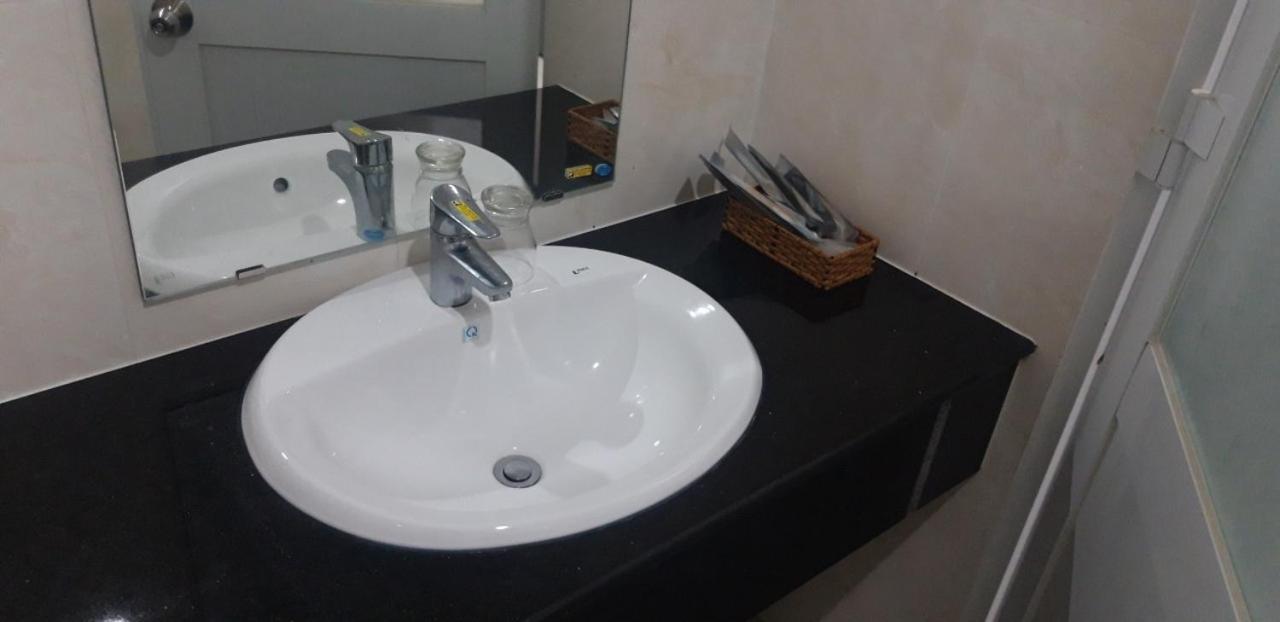 Sao Kim Hotel Cà Mau Buitenkant foto