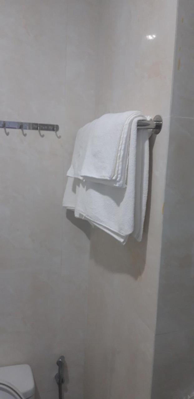 Sao Kim Hotel Cà Mau Buitenkant foto
